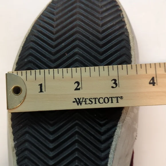 AUTHENTIC Golden Goose Superstar Sneaker in Bordeaux Velvet & White Star - Picture 14 of 15